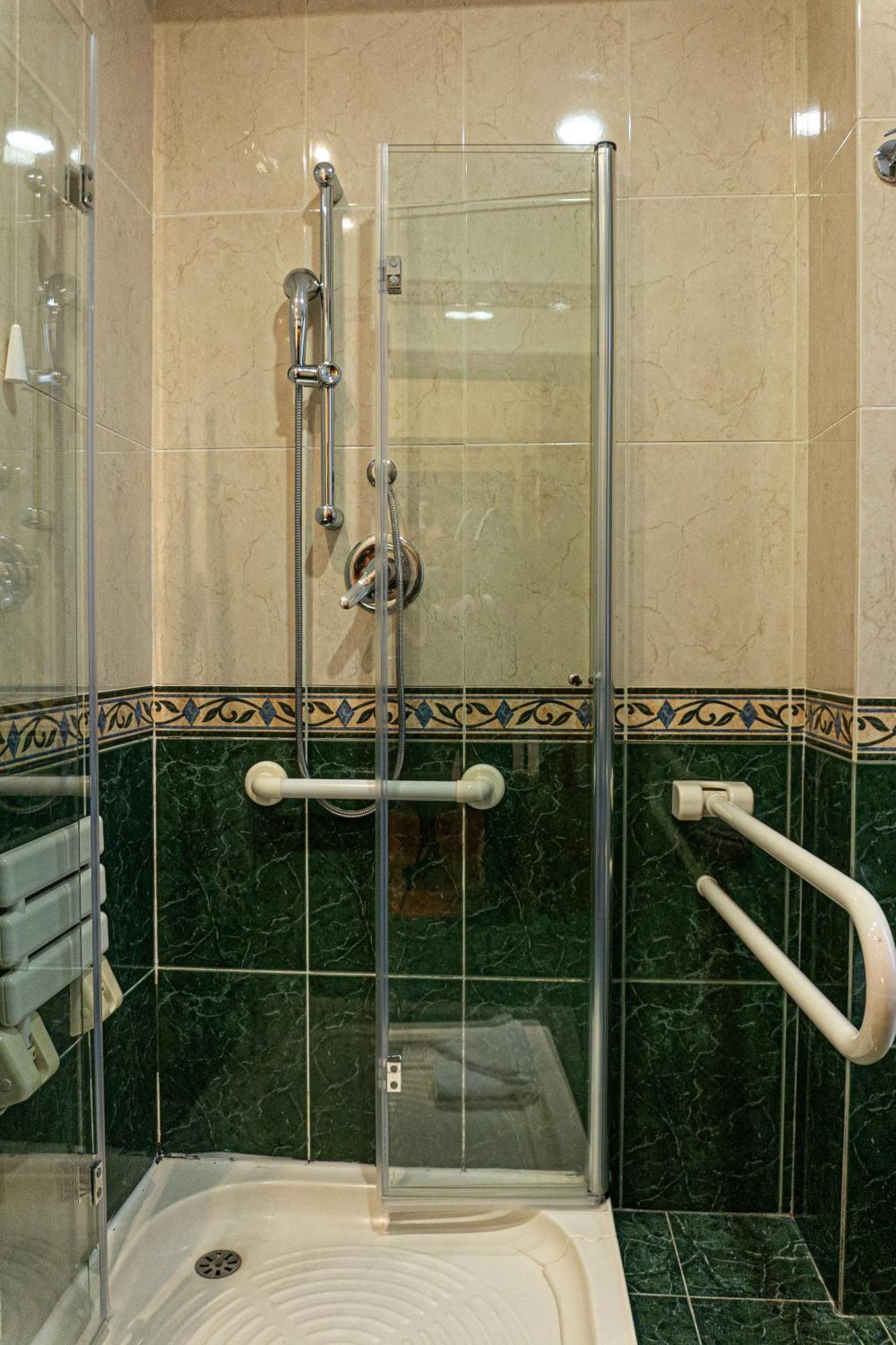 Double or Twin Room,1679564556:JPEG